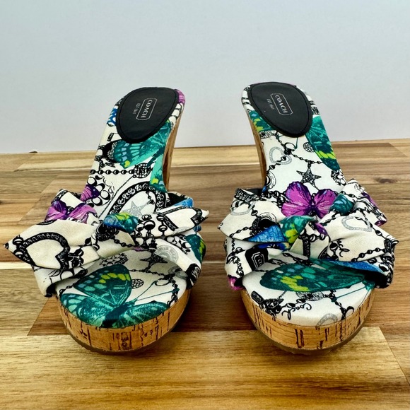 Coach Karen Floral Butterfly Chain Print Cork Heel Bow Slides Sandals Womens 9.5 - Picture 3 of 9